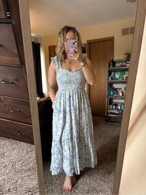 American eagle Floral Smocked Maxi Dress in Light Blue